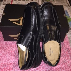 Brand new dockers shoes for Men